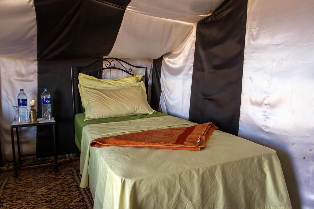 Atta Desert Camp El Gouera Phòng bức ảnh